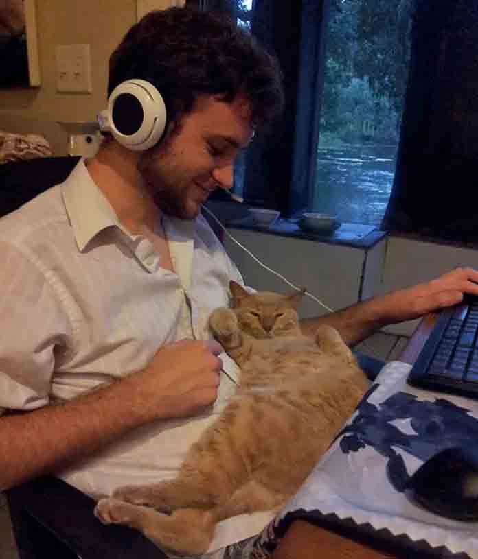 21 People Who Say They Did Not Need The Annoying Cats