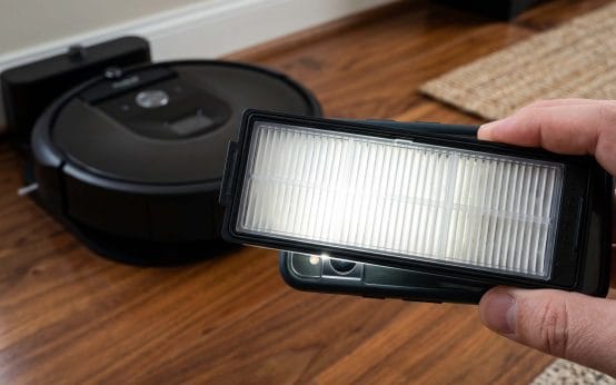 how to clean dog hair from a Roomba filter correctly